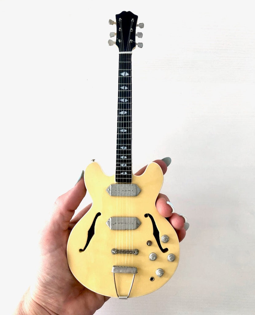 Miniature Gibson guitar collectable